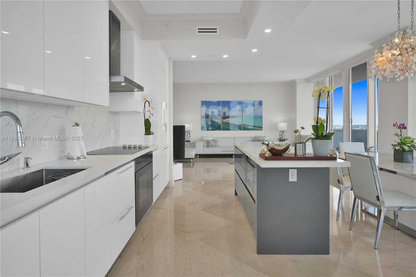 Small Image of 4779 COLLINS AVE #PH4301, Miami Beach Number 11