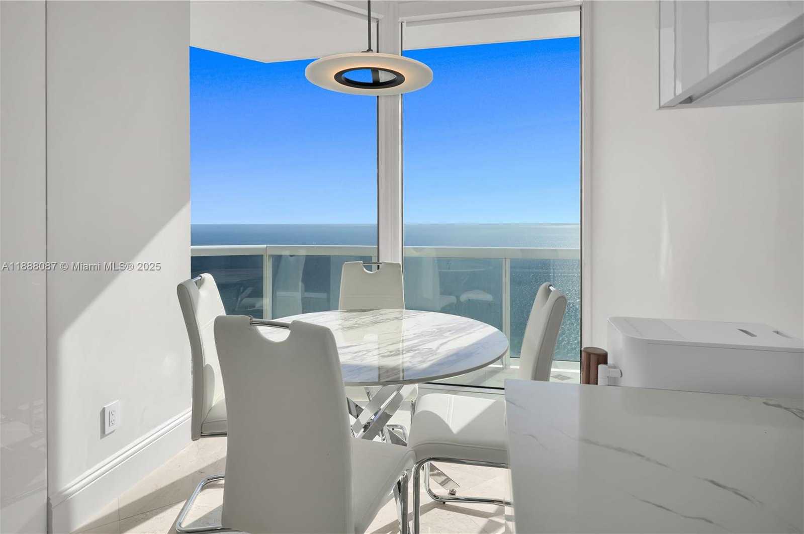 Small Image of 4779 COLLINS AVE #PH4301, Miami Beach Number 16
