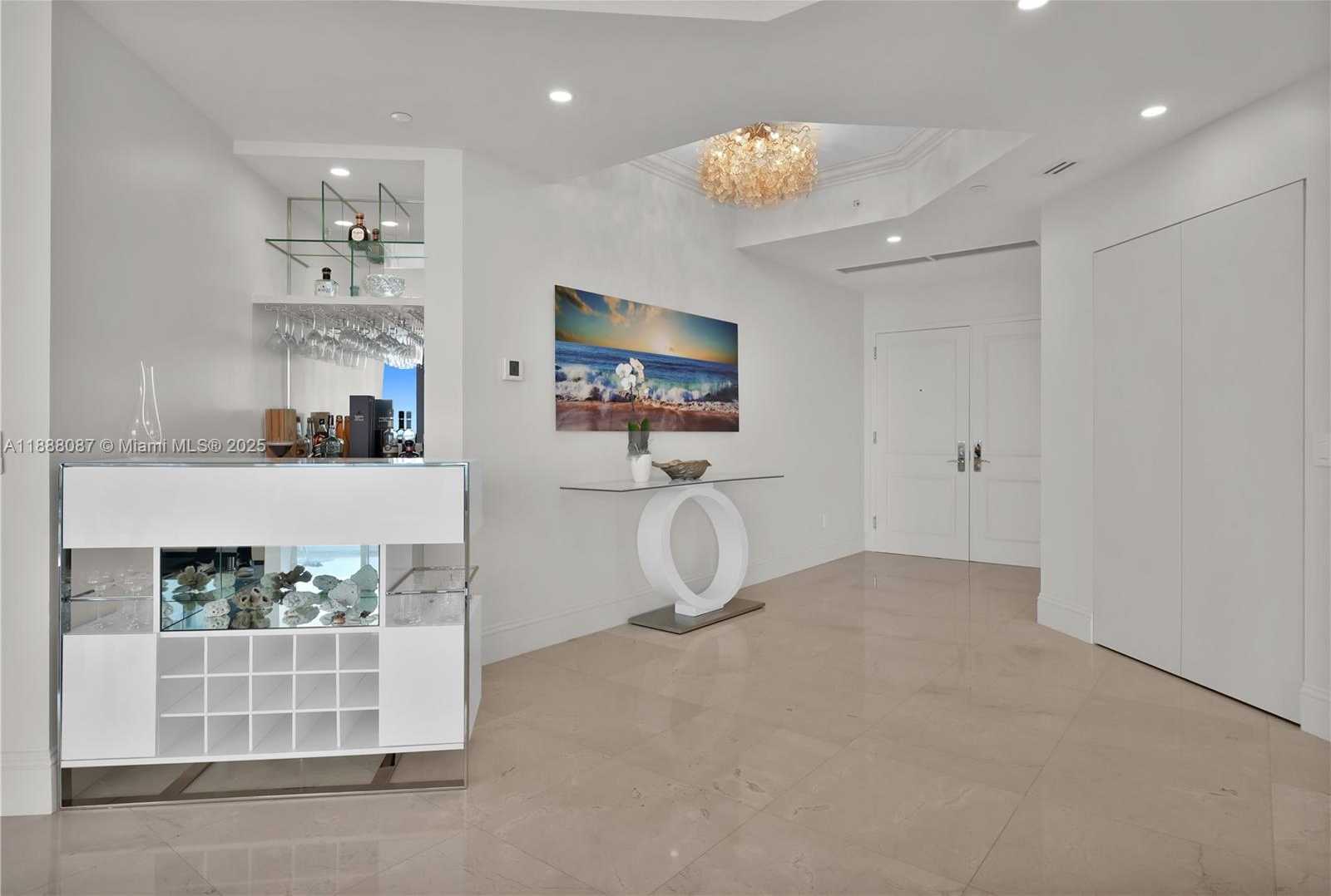 Small Image of 4779 COLLINS AVE #PH4301, Miami Beach Number 18