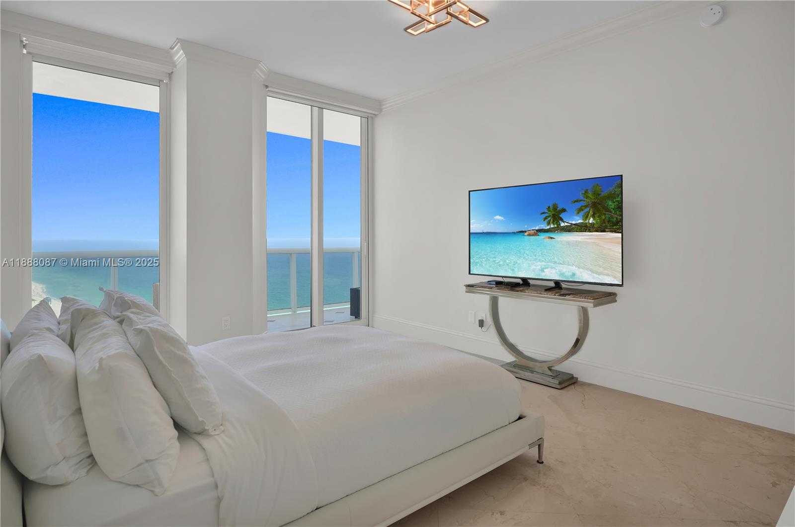 Small Image of 4779 COLLINS AVE #PH4301, Miami Beach Number 28
