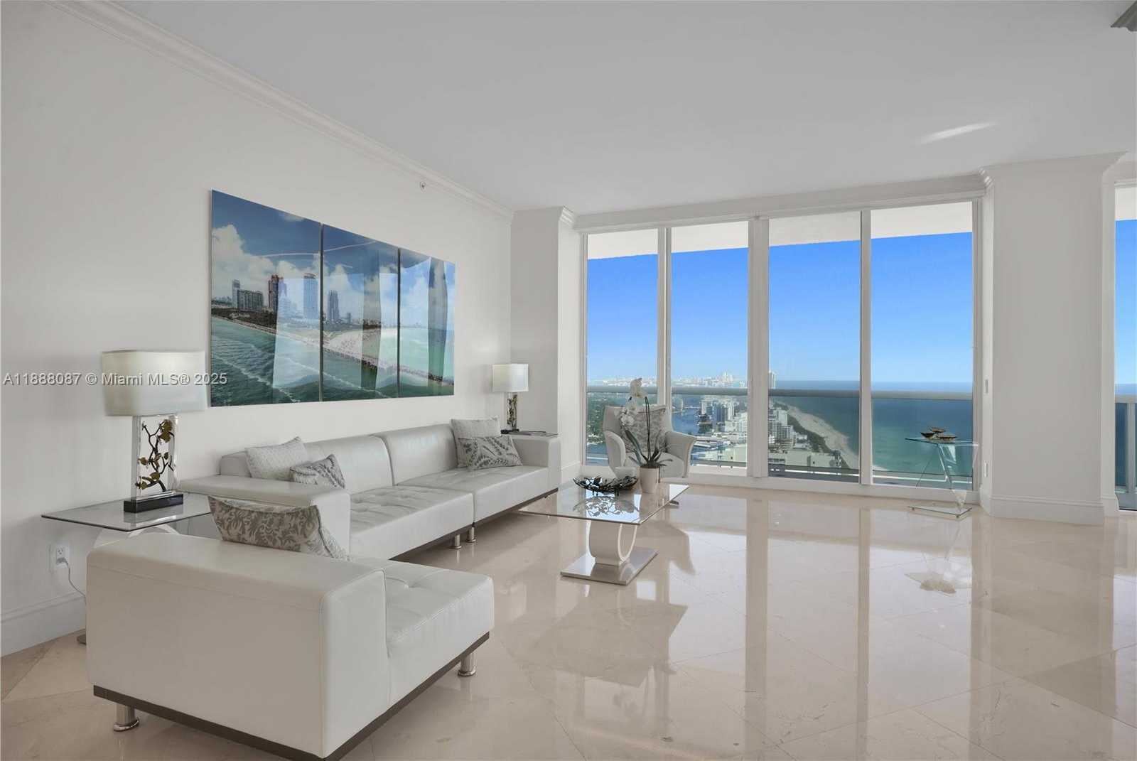 Small Image of 4779 COLLINS AVE #PH4301, Miami Beach Number 3