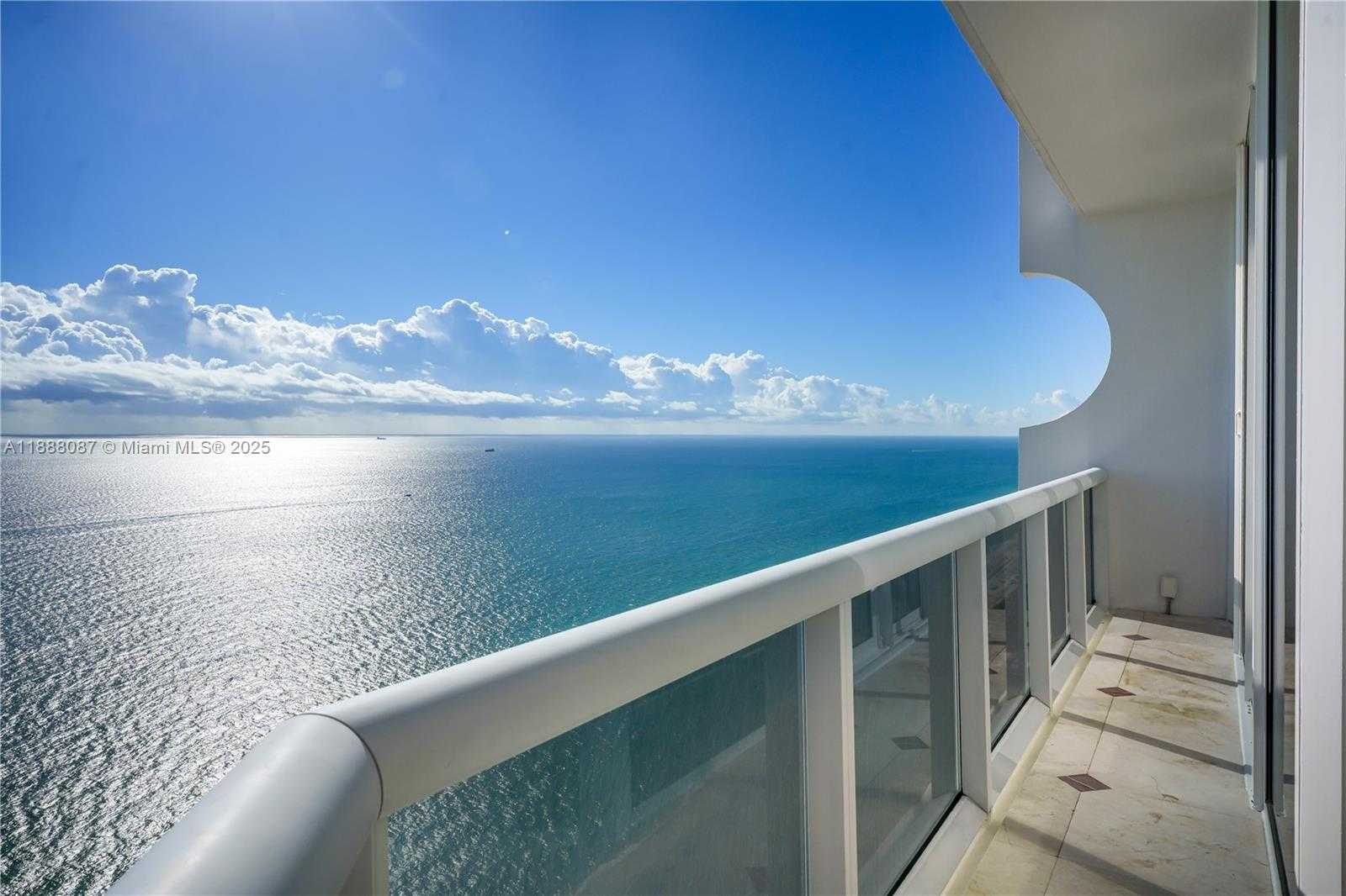 Small Image of 4779 COLLINS AVE #PH4301, Miami Beach Number 33