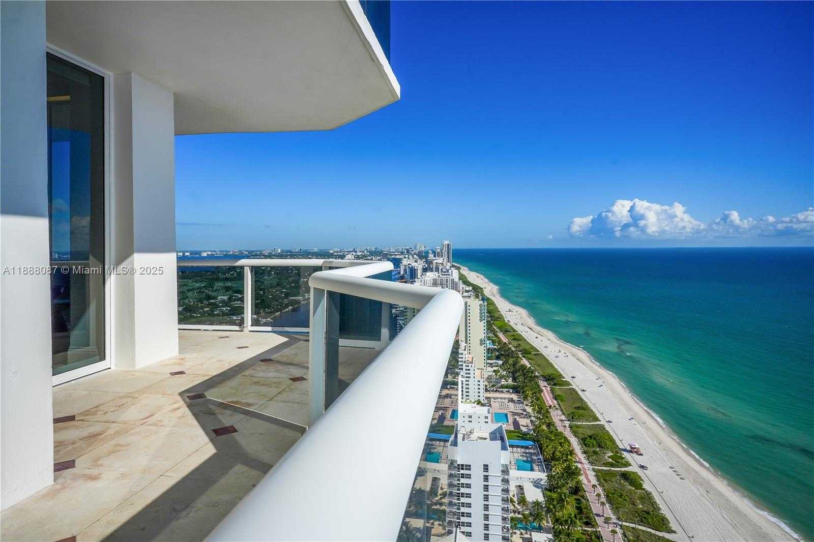 Small Image of 4779 COLLINS AVE #PH4301, Miami Beach Number 35
