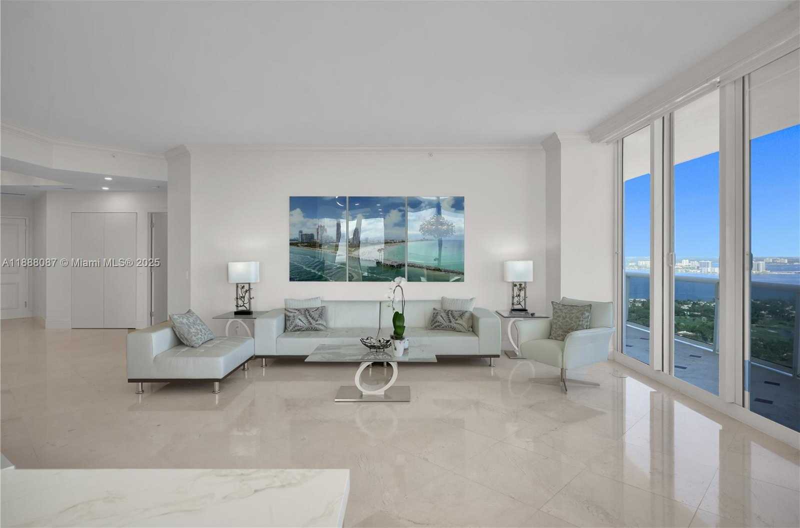 Small Image of 4779 COLLINS AVE #PH4301, Miami Beach Number 6