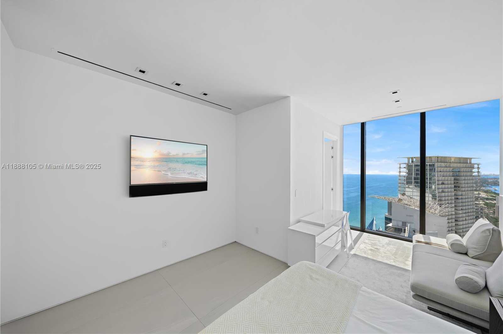 Small Image of 17141 COLLINS AVE #LPH-1, Sunny Isles Beach Number 64