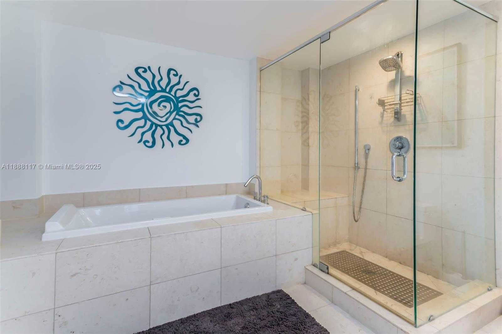 Small Image of 485 BRICKELL AVE #2502, Miami Number 14