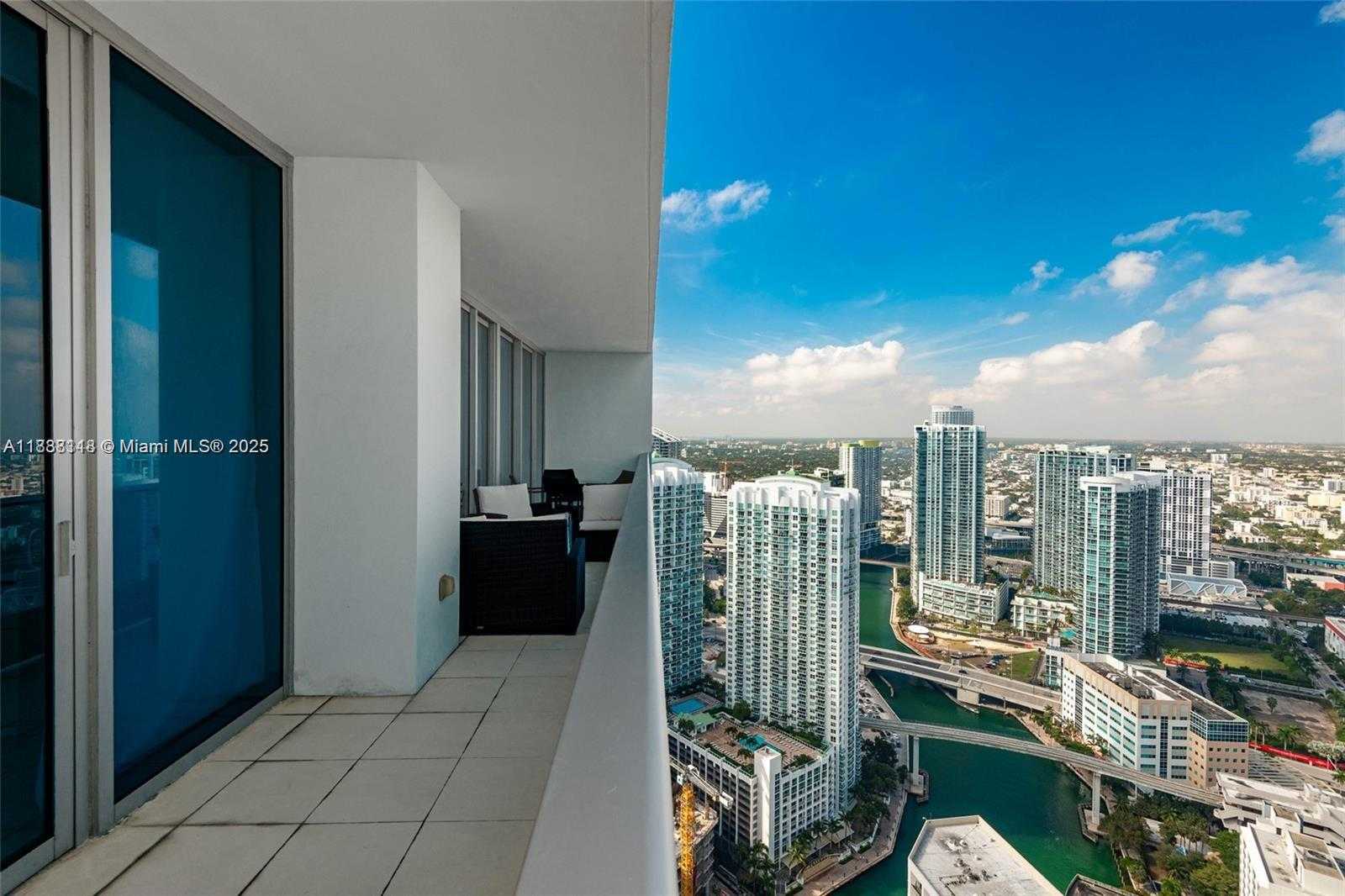 Small Image of 200 BISCAYNE BOULEVARD WAY #5109, Miami Number 18