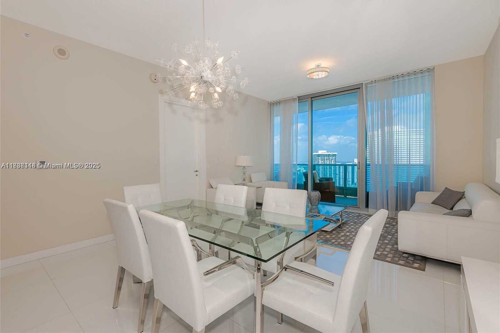 Small Image of 200 BISCAYNE BOULEVARD WAY #5109, Miami Number 5