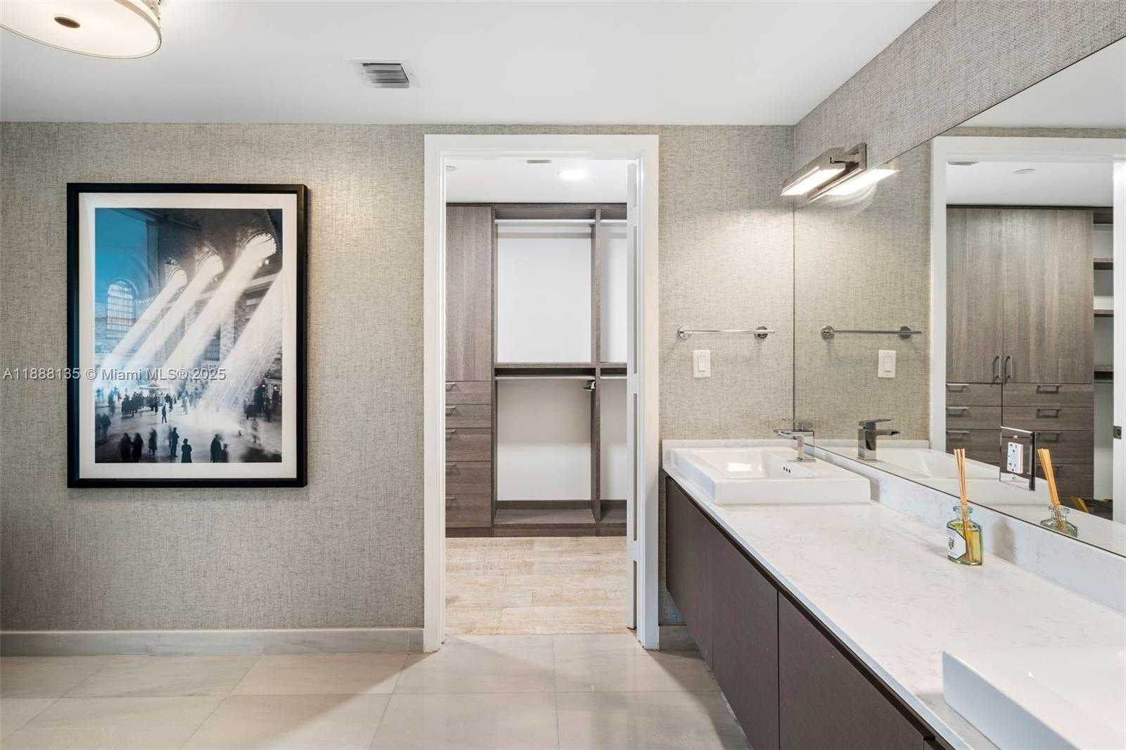 Small Image of 1201 20TH ST #304, Miami Beach Number 12