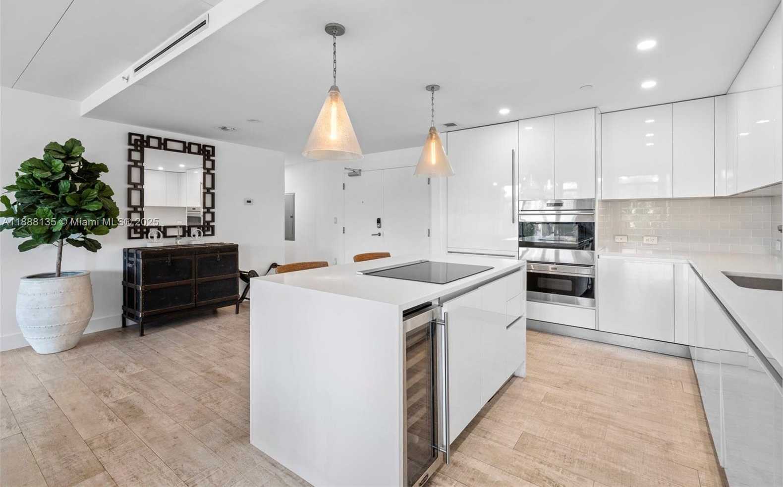 Small Image of 1201 20TH ST #304, Miami Beach Number 6