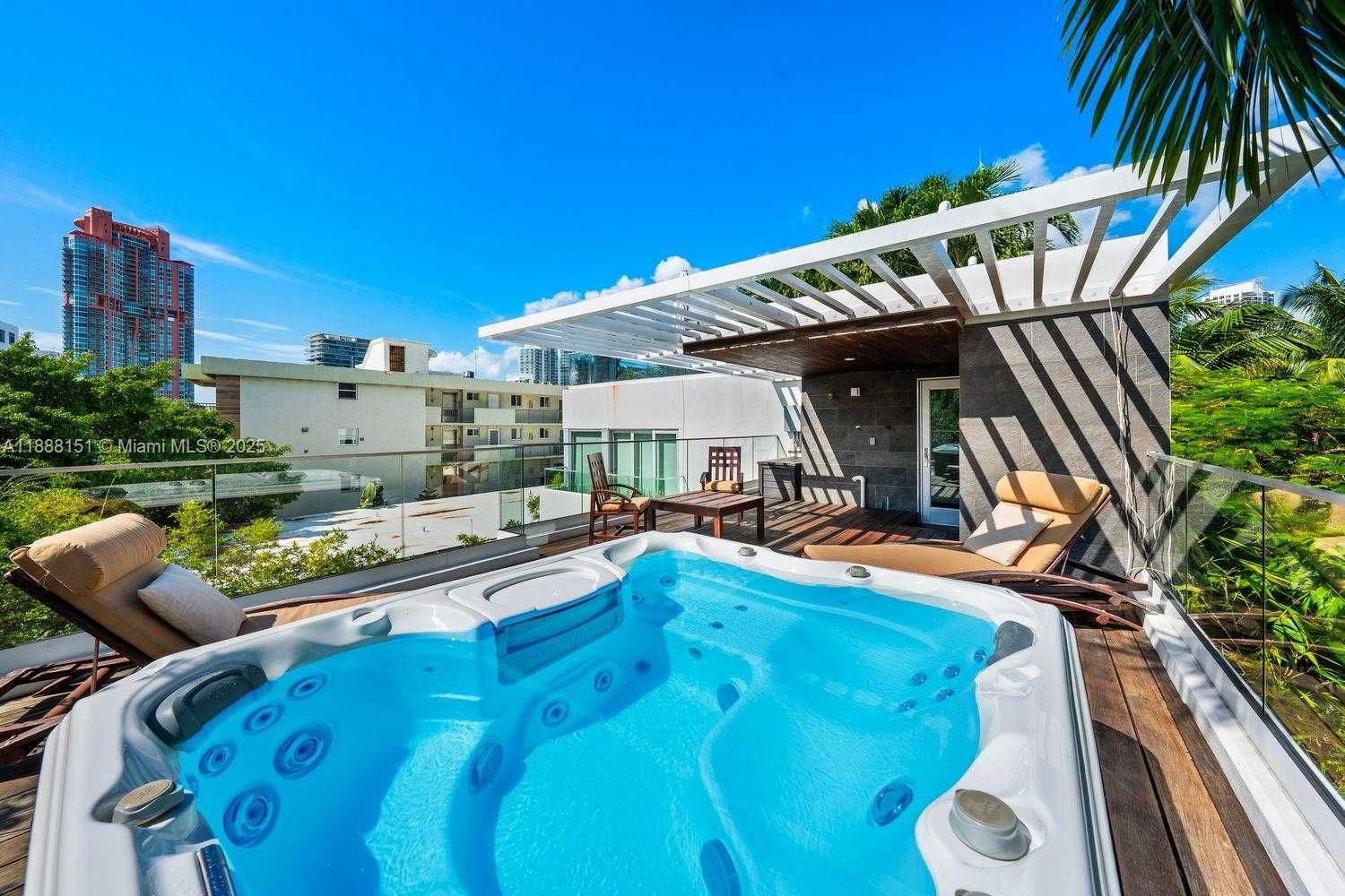 Small Image of 234 WASHINGTON AVE #A, Miami Beach Number 10