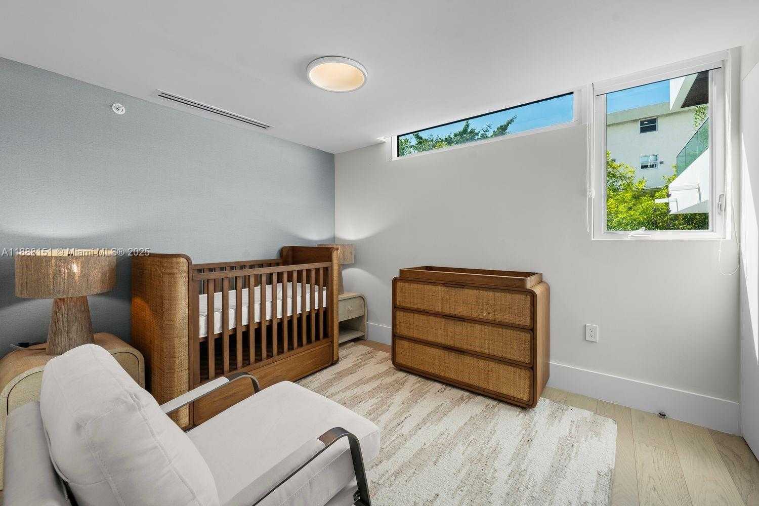 Small Image of 234 WASHINGTON AVE #A, Miami Beach Number 17