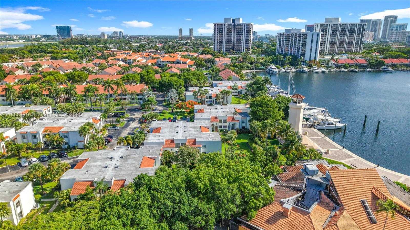 Small Image of 3552 MAGELLAN CIR #122, Aventura Number 4