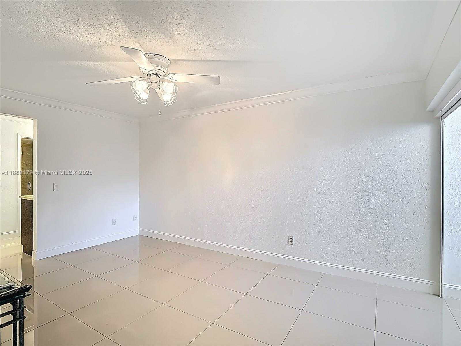 Small Image of 3552 MAGELLAN CIR #122, Aventura Number 55