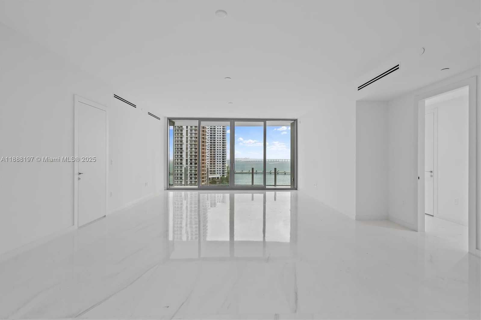 Small Image of 300 BISCAYNE BLVD WAY #1103, Miami Number 11