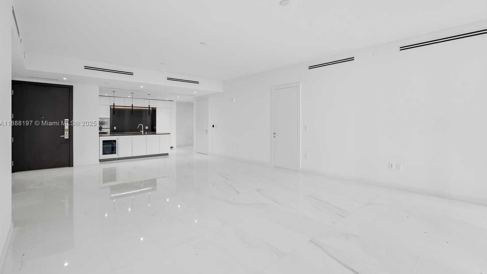 Small Image of 300 BISCAYNE BLVD WAY #1103, Miami Number 13