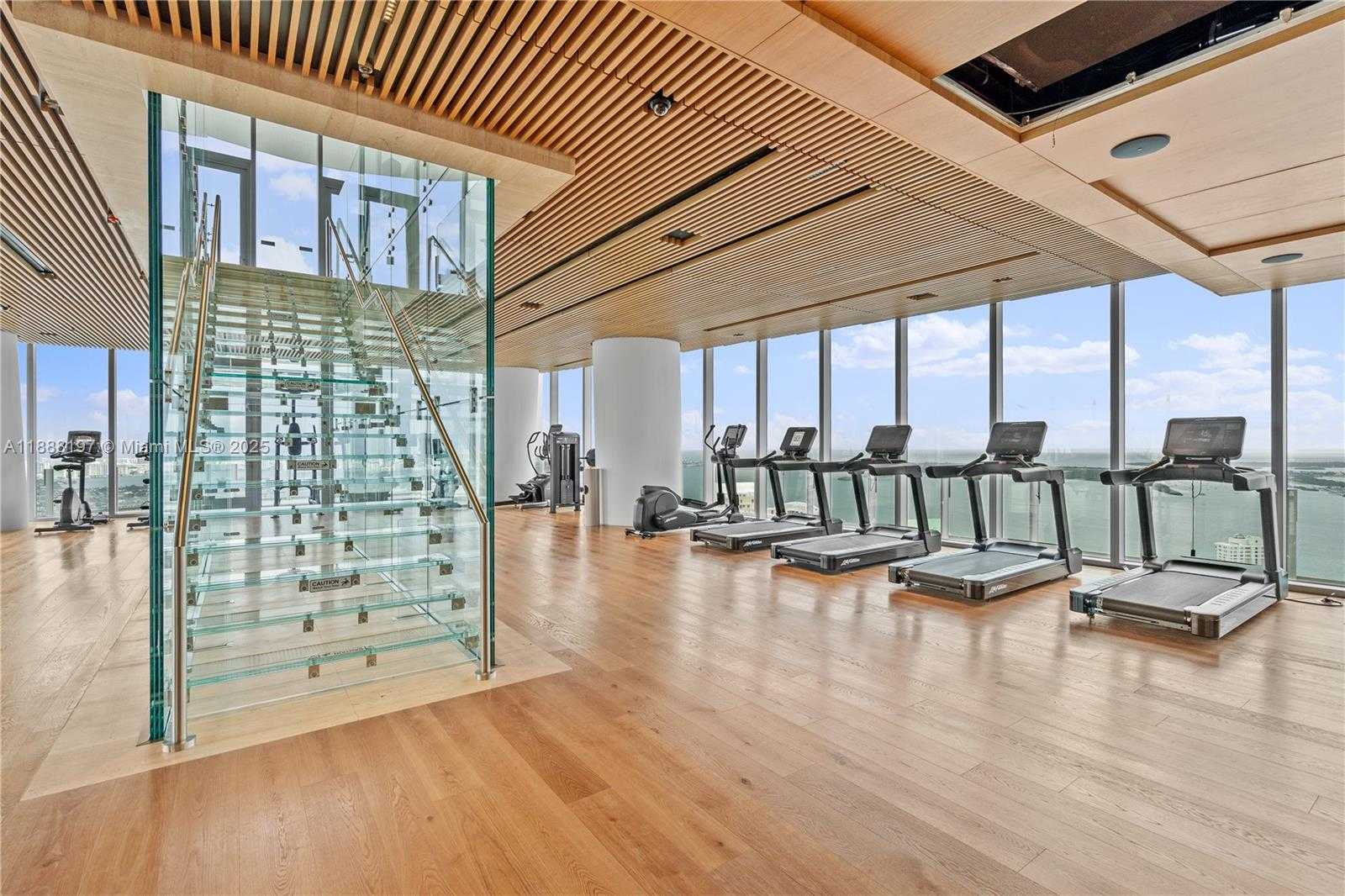 Small Image of 300 BISCAYNE BLVD WAY #1103, Miami Number 40