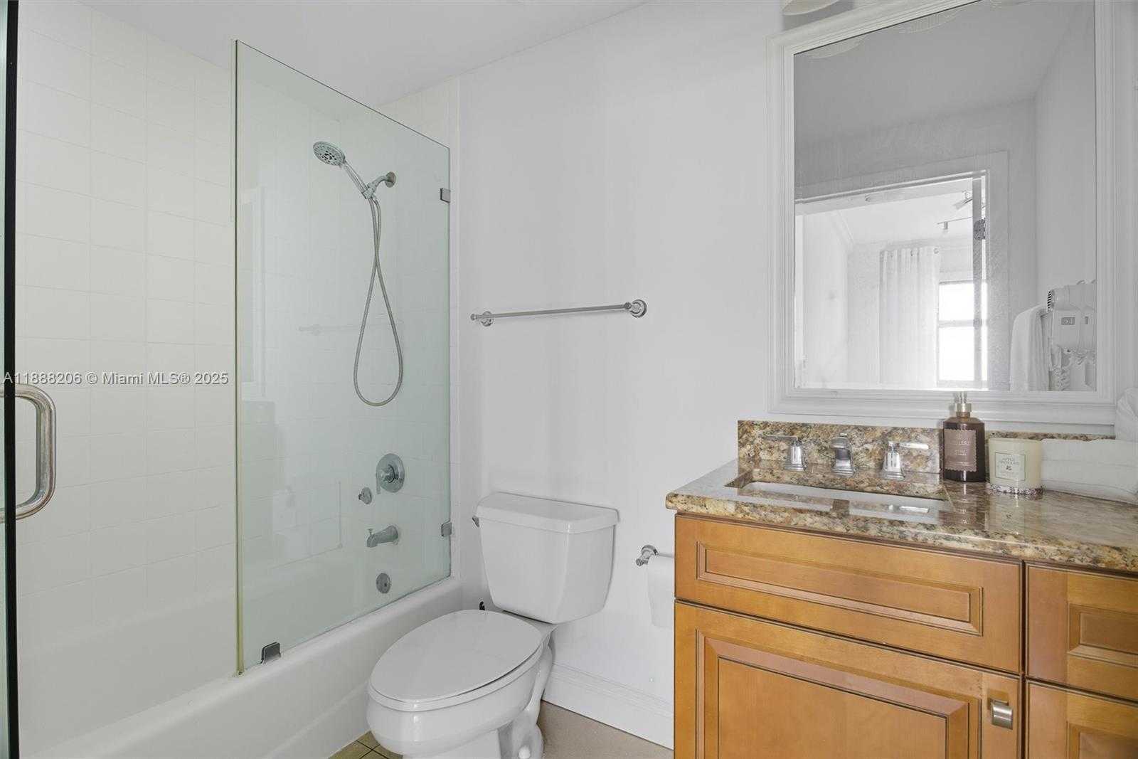 Small Image of 185 SOUTH EAST 14 TER #1709, Miami Number 13