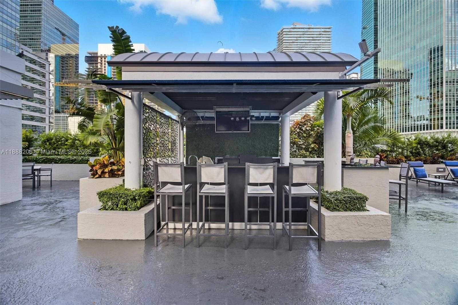 Small Image of 185 SOUTH EAST 14 TER #1709, Miami Number 19