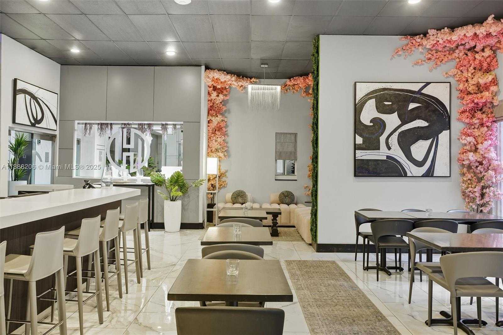 Small Image of 185 SOUTH EAST 14 TER #1709, Miami Number 25