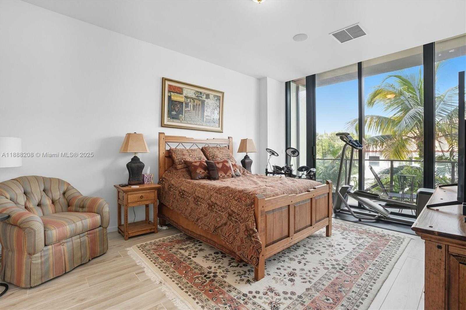 Small Image of 3156 SOUTH WEST 27TH AVE #203, Miami Number 14
