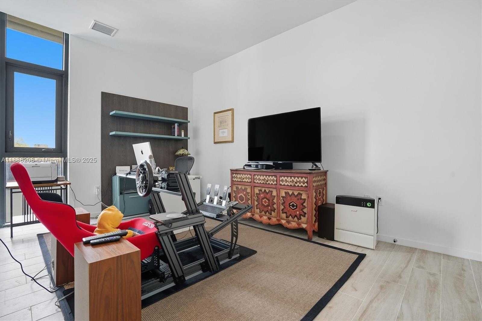 Small Image of 3156 SOUTH WEST 27TH AVE #203, Miami Number 19