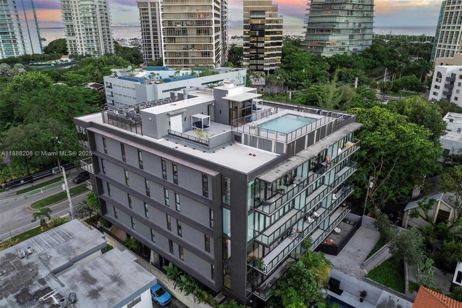 Small Image of 3156 SOUTH WEST 27TH AVE #203, Miami Number 25