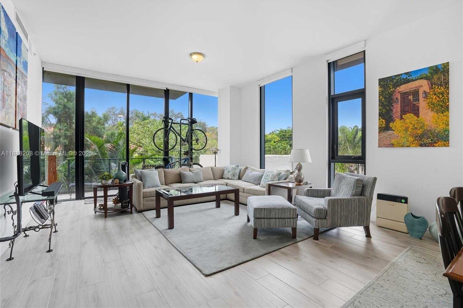 Small Image of 3156 SOUTH WEST 27TH AVE #203, Miami Number 4