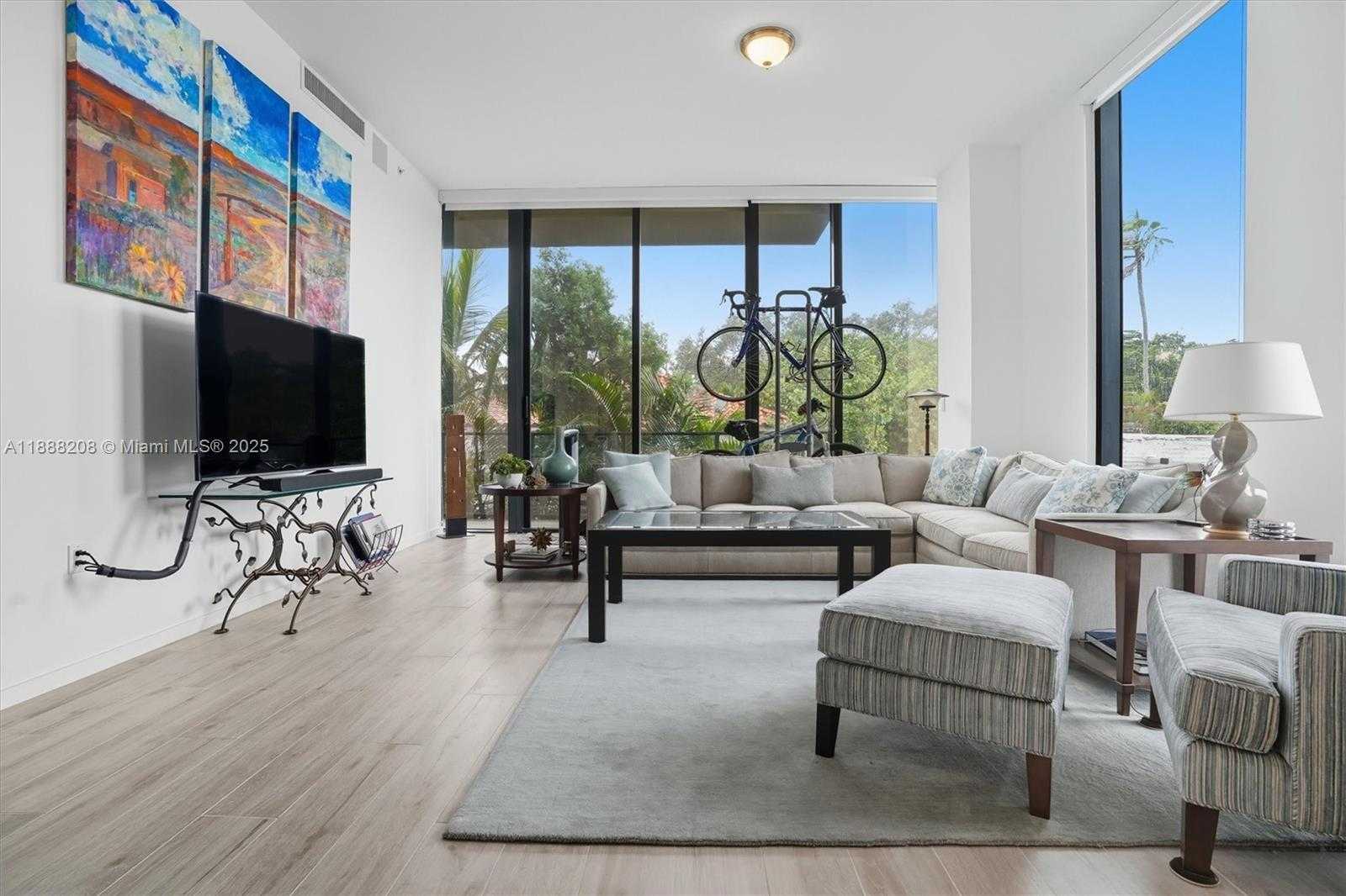 Small Image of 3156 SOUTH WEST 27TH AVE #203, Miami Number 6