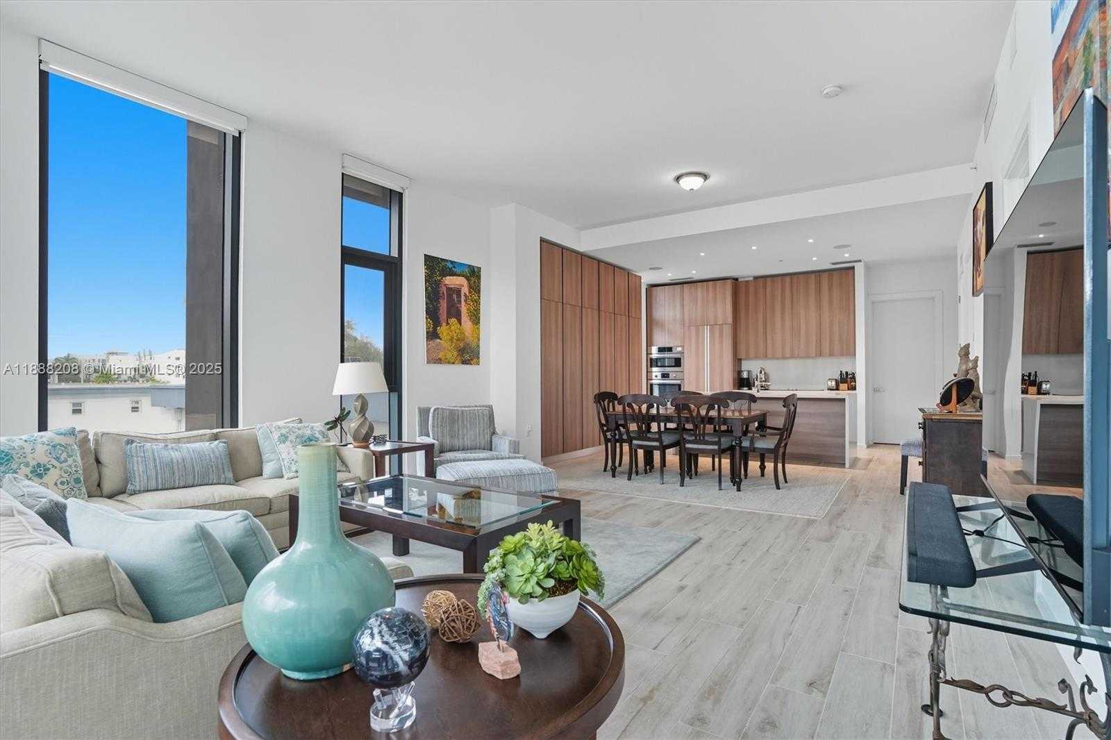Small Image of 3156 SOUTH WEST 27TH AVE #203, Miami Number 7