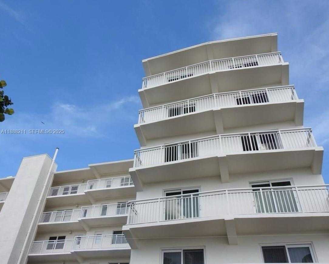 Small Image of 901 SOUTH SURF RD #208, Hollywood Number 18