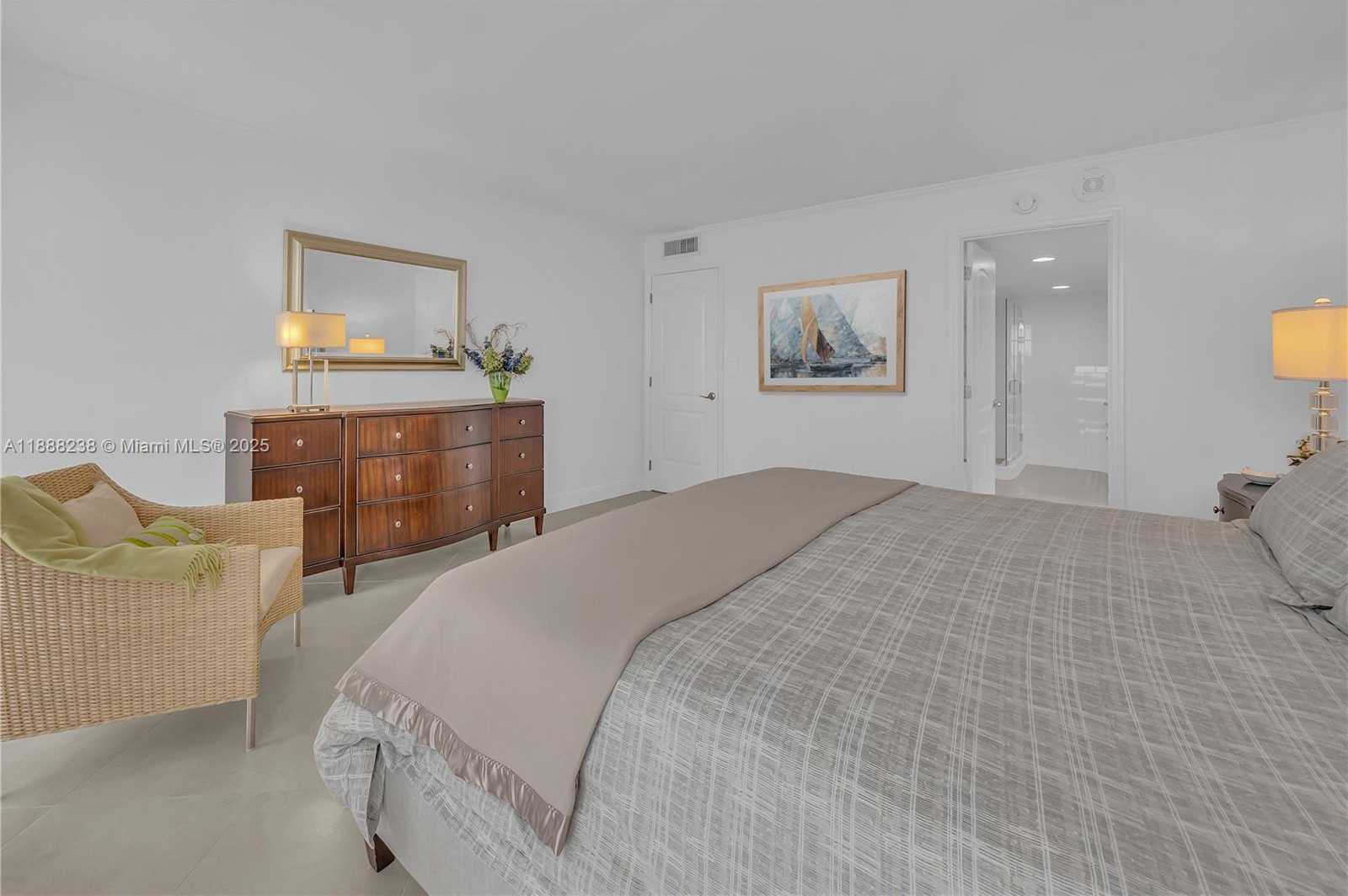 Small Image of 600 BILTMORE WAY #718, Coral Gables Number 15