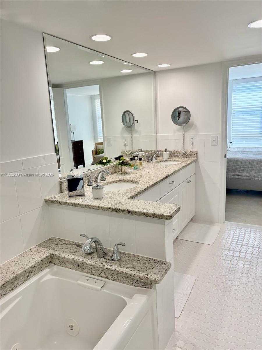 Small Image of 600 BILTMORE WAY #718, Coral Gables Number 20