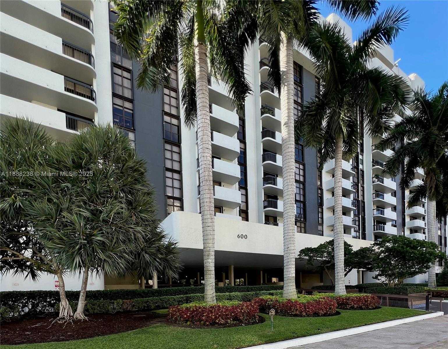 Small Image of 600 BILTMORE WAY #718, Coral Gables Number 33