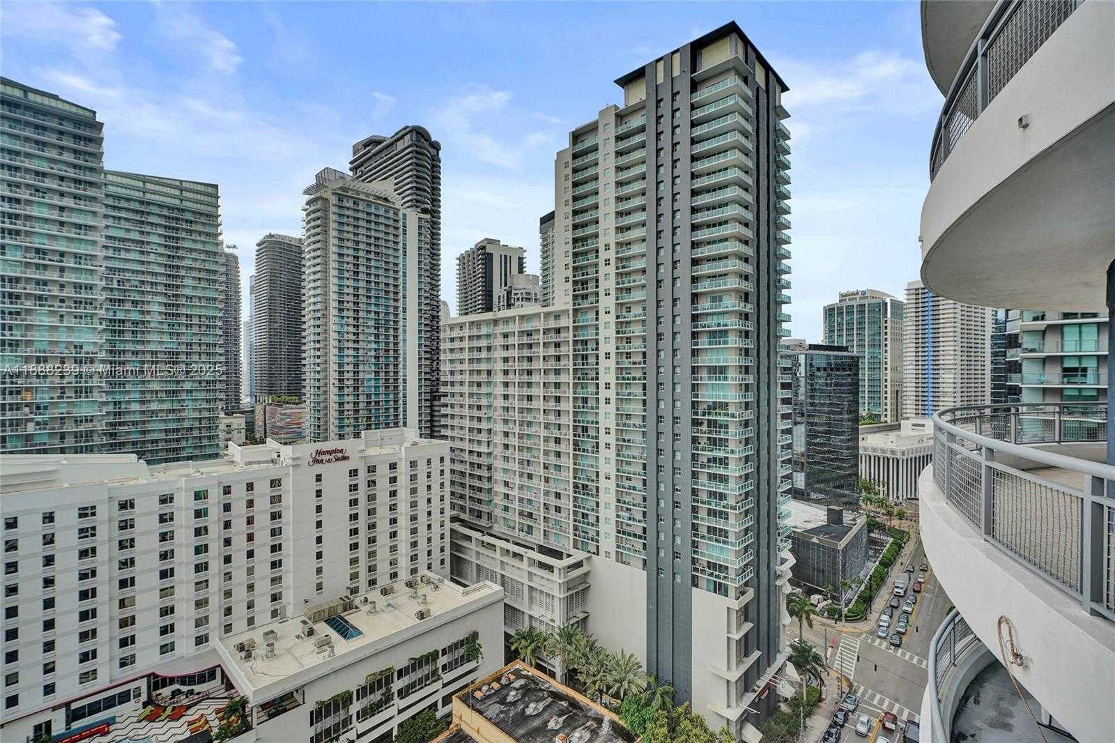 Small Image of 60 SOUTH WEST 13TH ST #1721, Miami Number 6