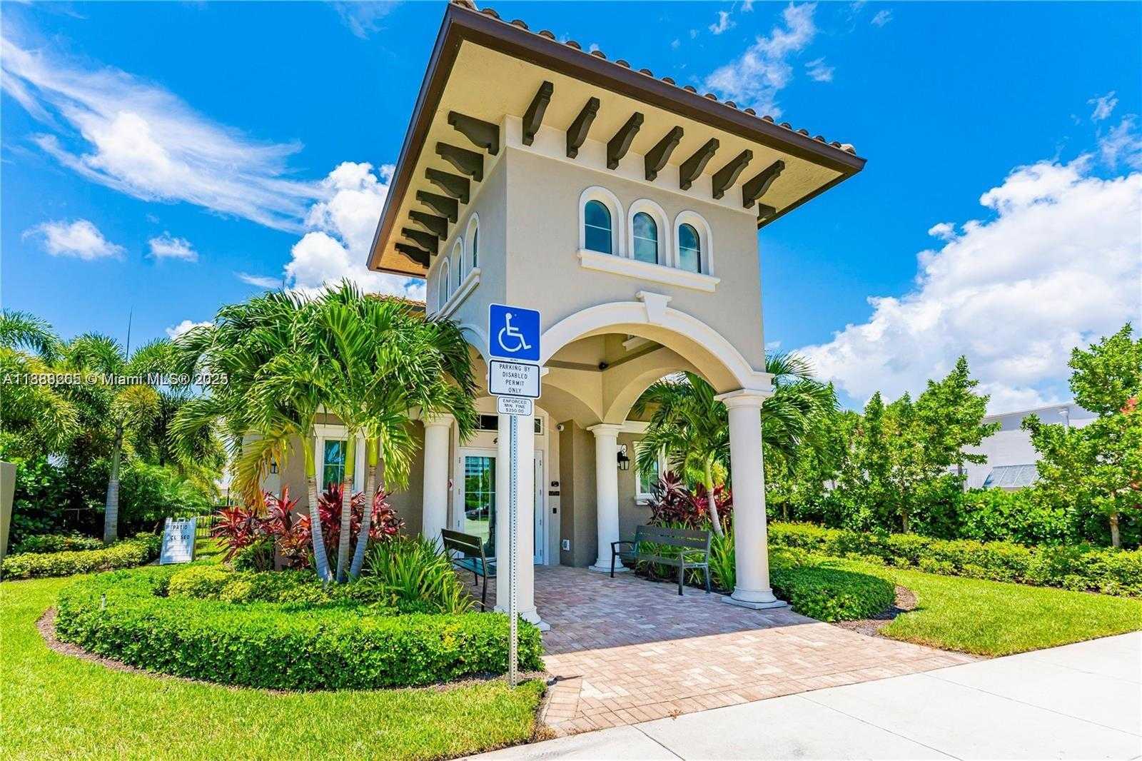 Small Image of 1101 HILLCREST CT #307, Hollywood Number 11