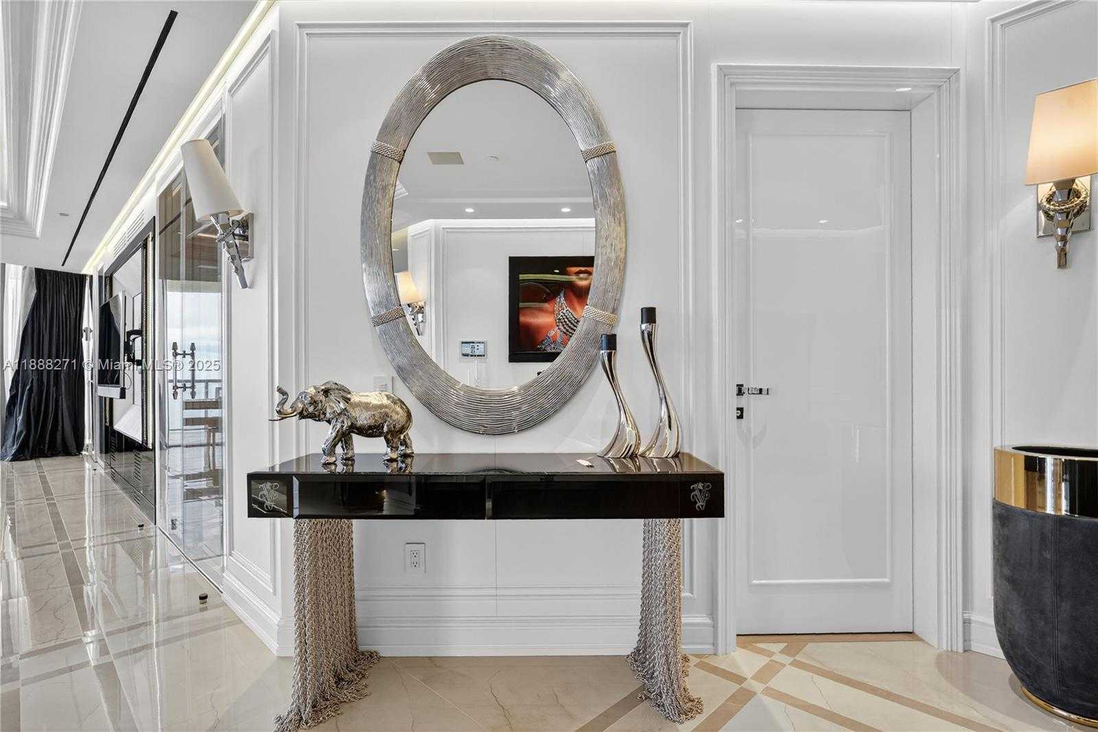Small Image of Bal Harbour Number 15