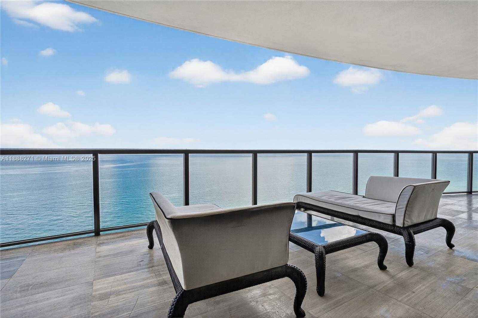 Small Image of Bal Harbour Number 2