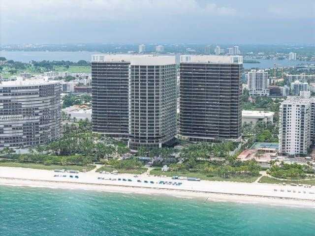 Small Image of Bal Harbour Number 35