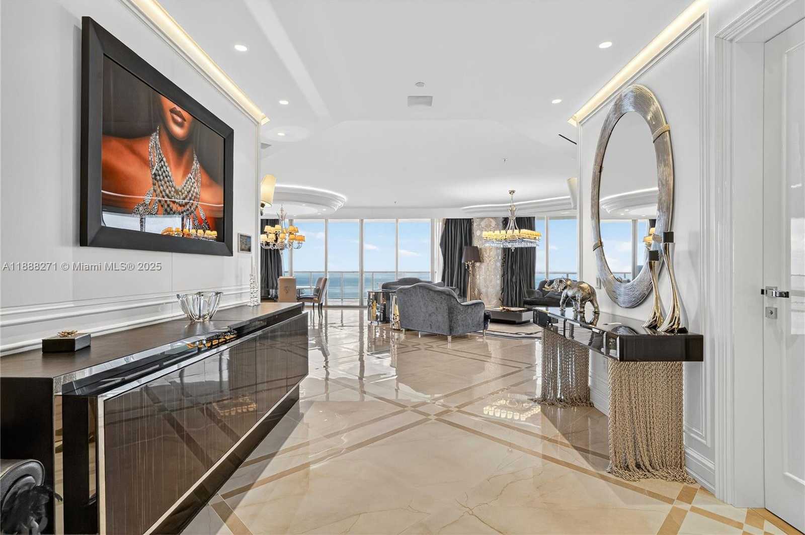 Small Image of Bal Harbour Number 37