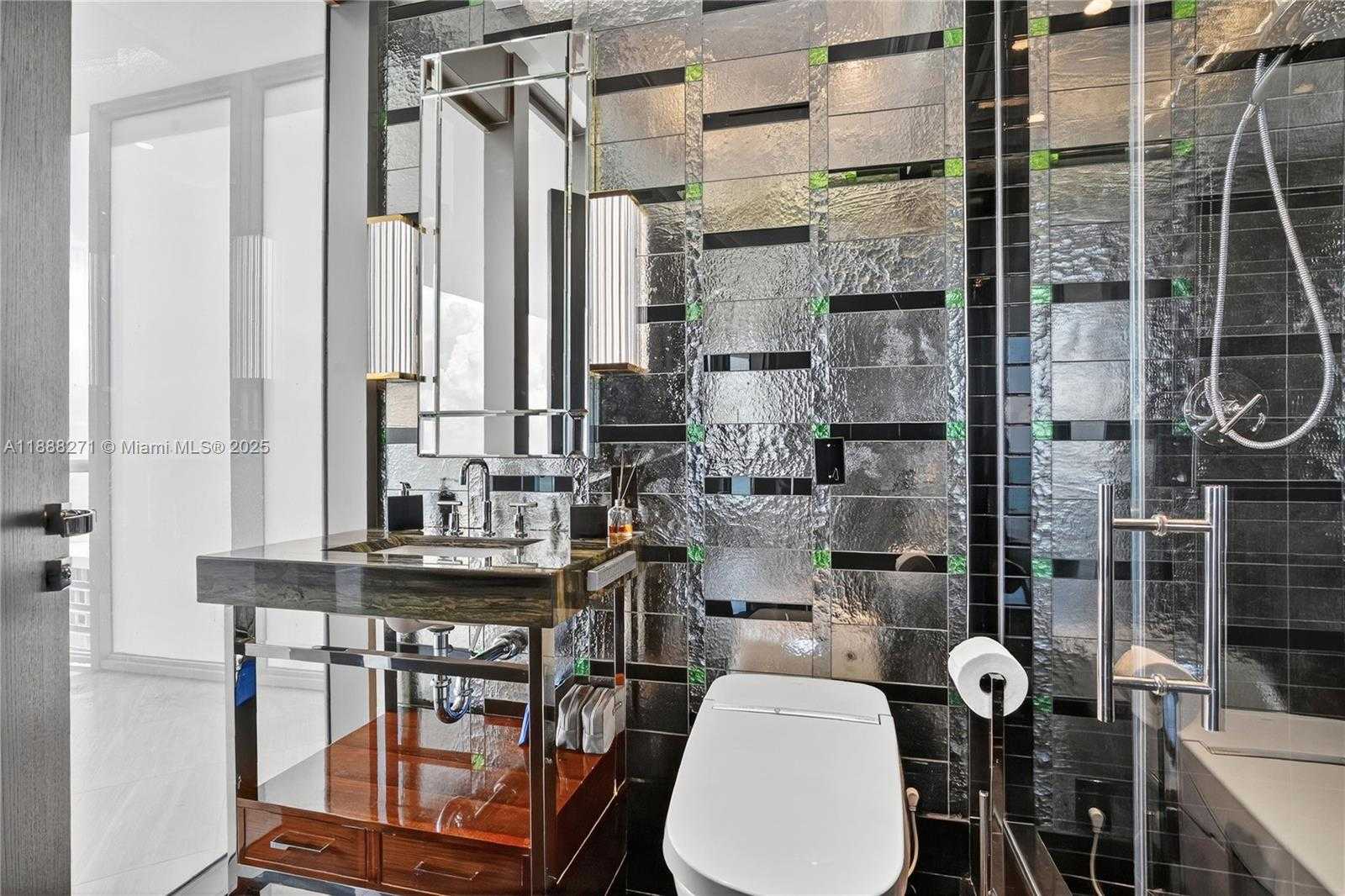 Small Image of Bal Harbour Number 4