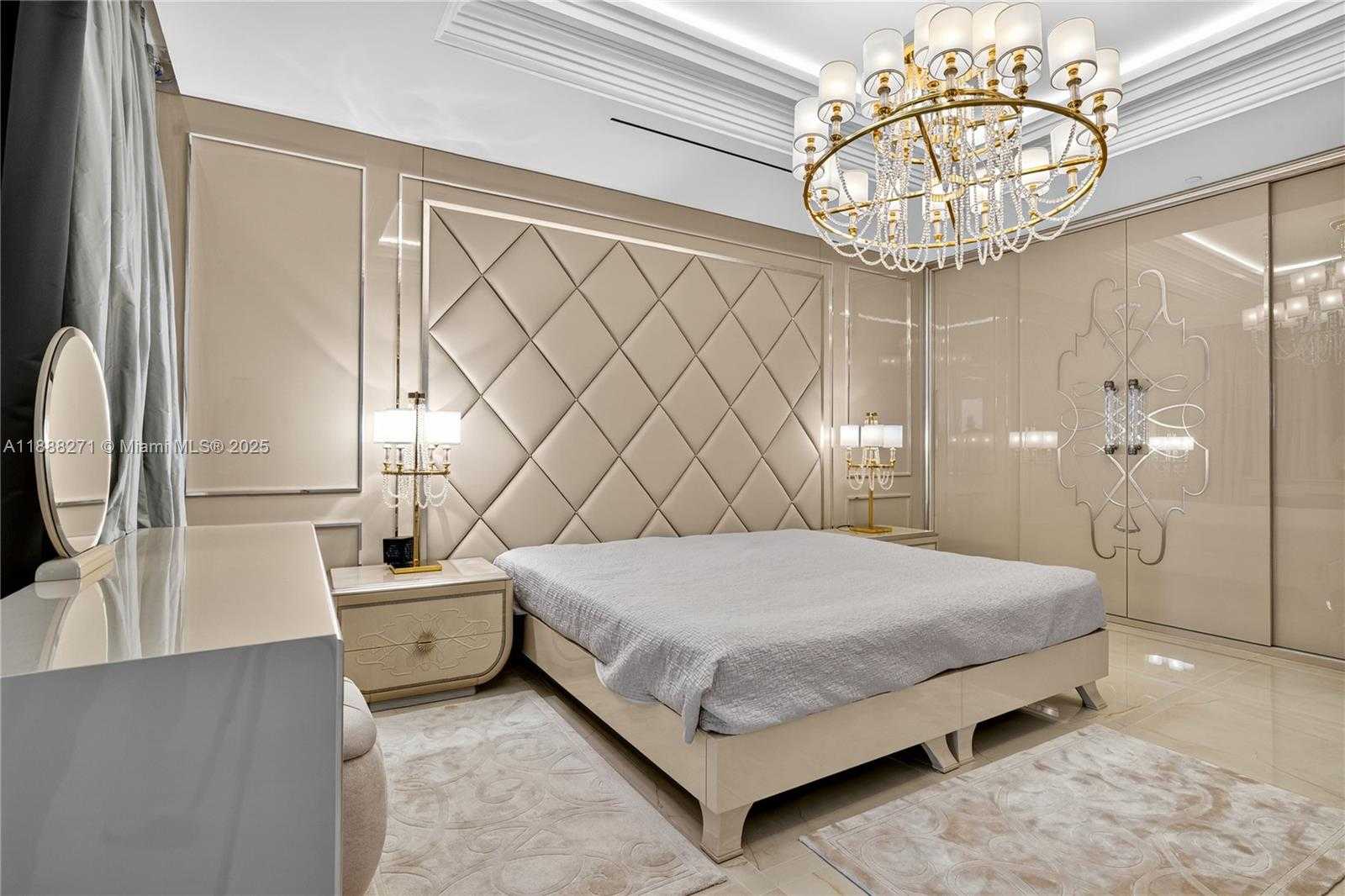 Small Image of Bal Harbour Number 9