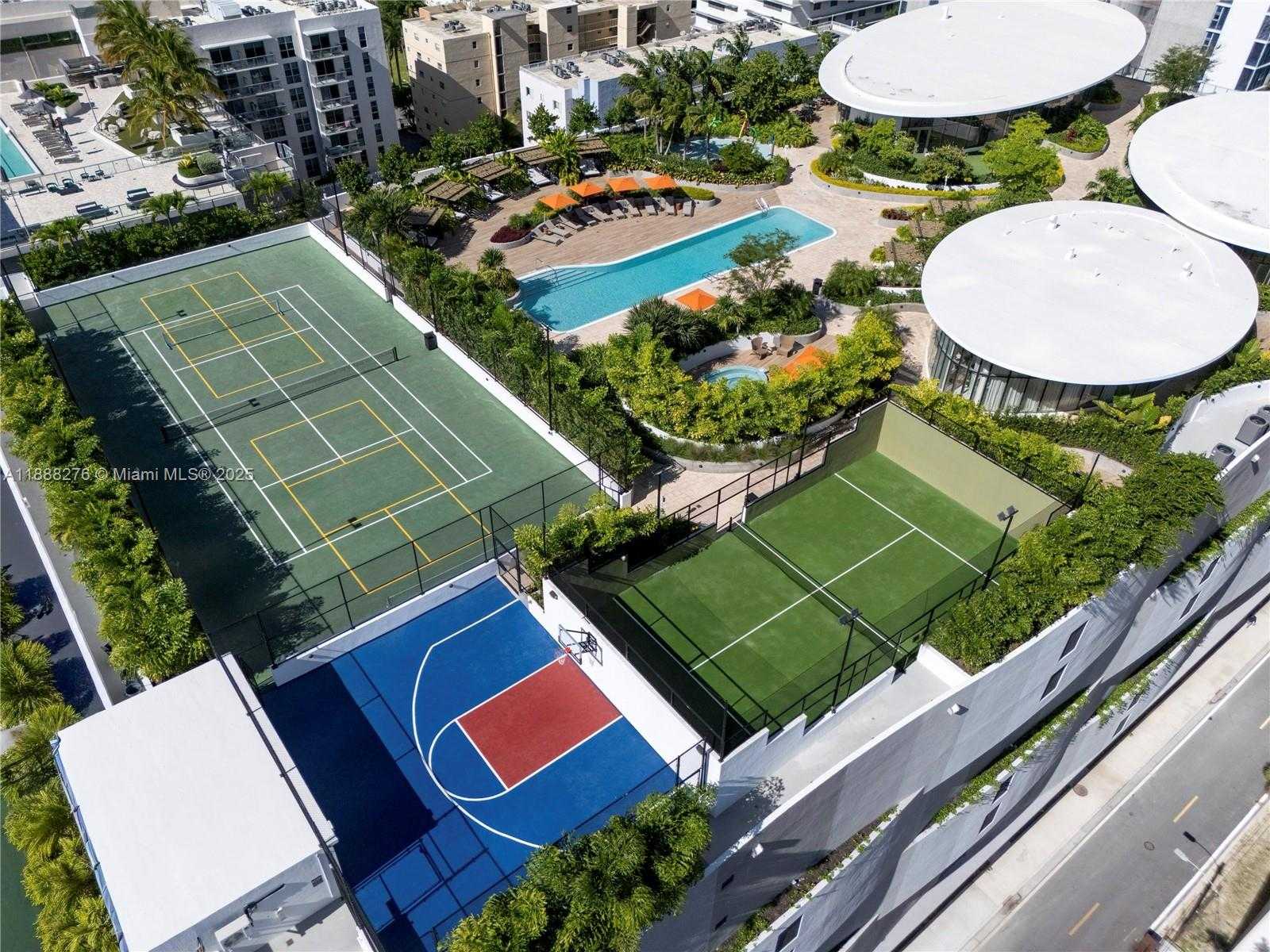 Small Image of Miami Number 17