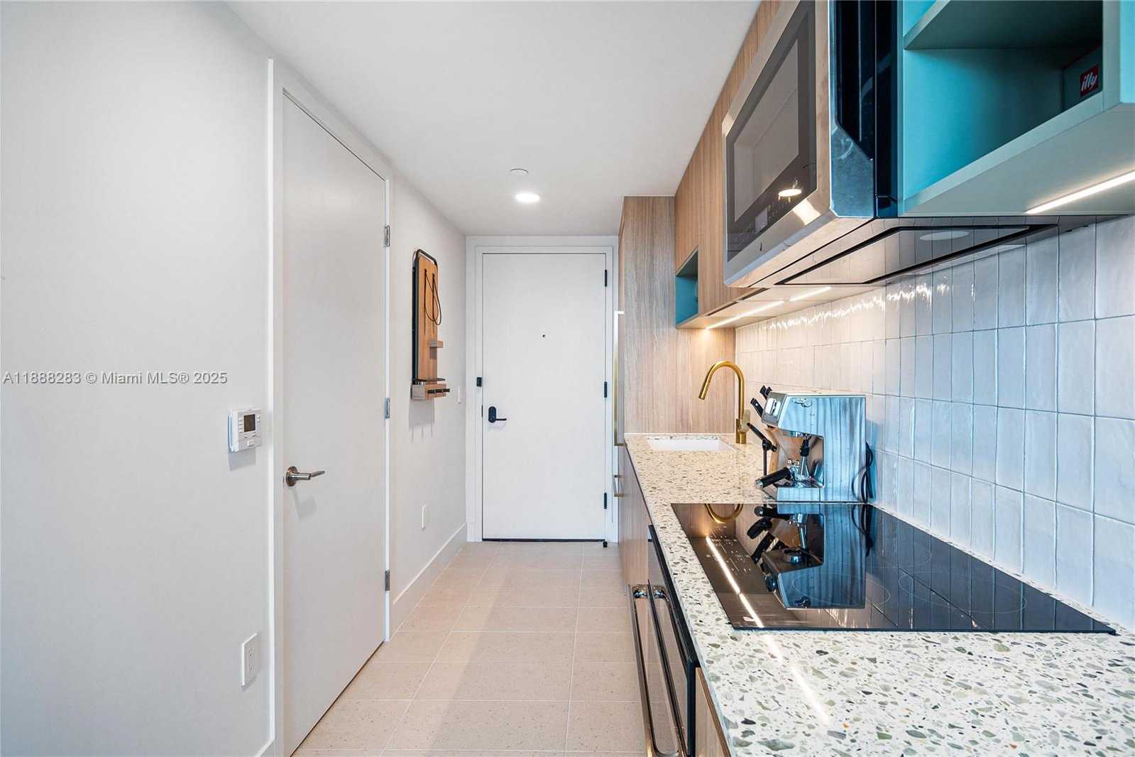 Small Image of 601 NORTH EAST 1 #3214, Miami Number 10