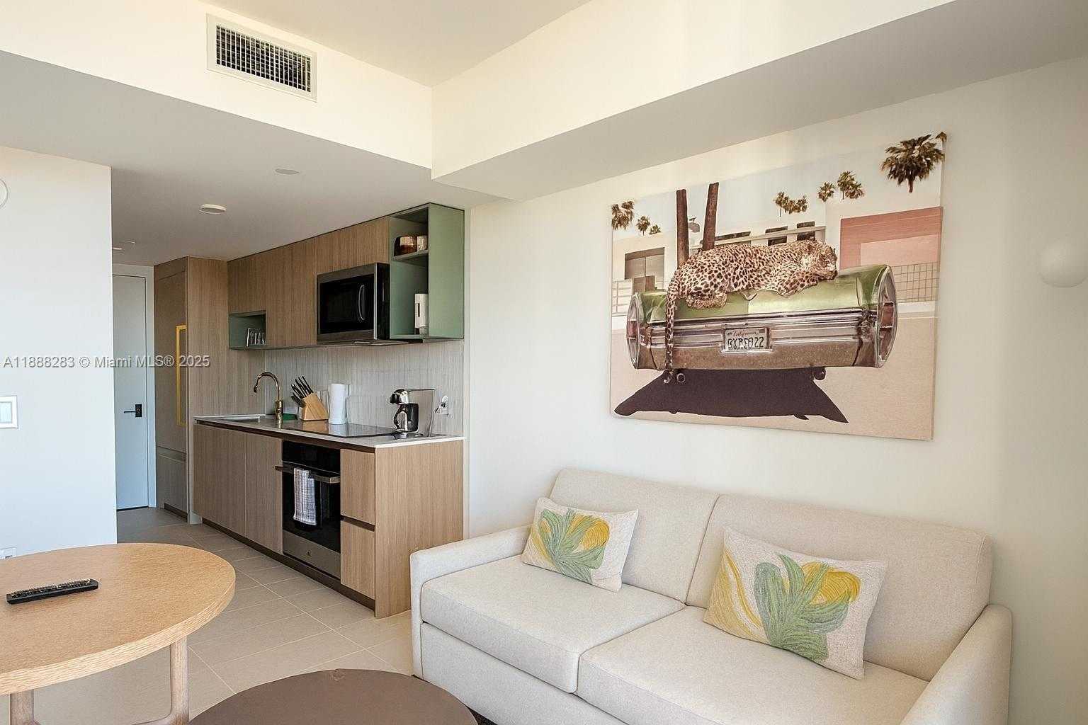 Small Image of 601 NORTH EAST 1 #3214, Miami Number 3
