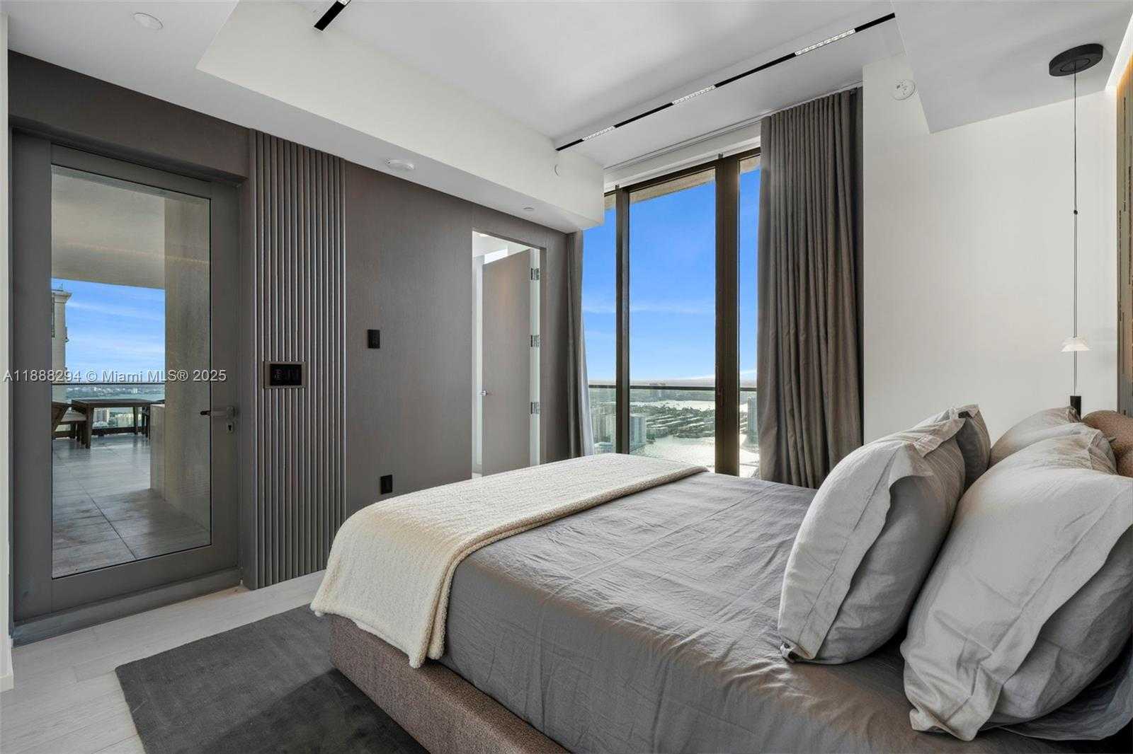Small Image of 17975 COLLINS AVE #N-4601, Sunny Isles Beach Number 19