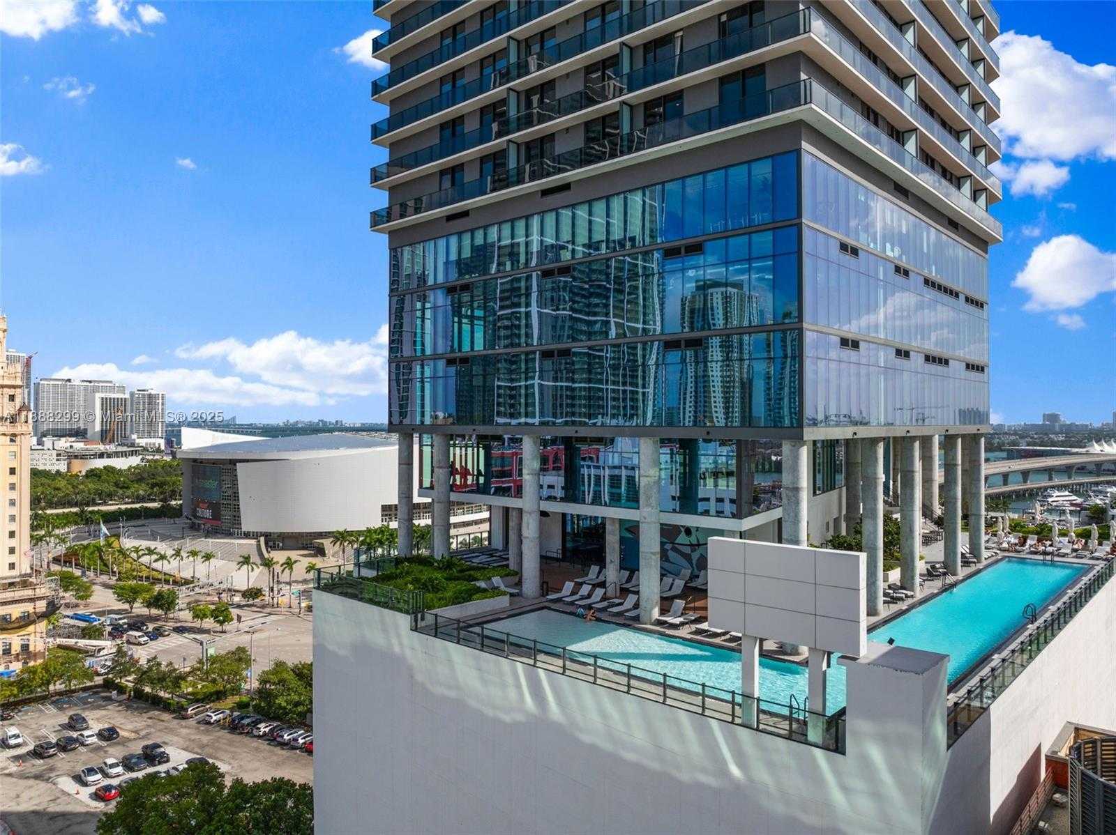 Small Image of 398 NORTH EAST 5TH ST #3415, Miami Number 16