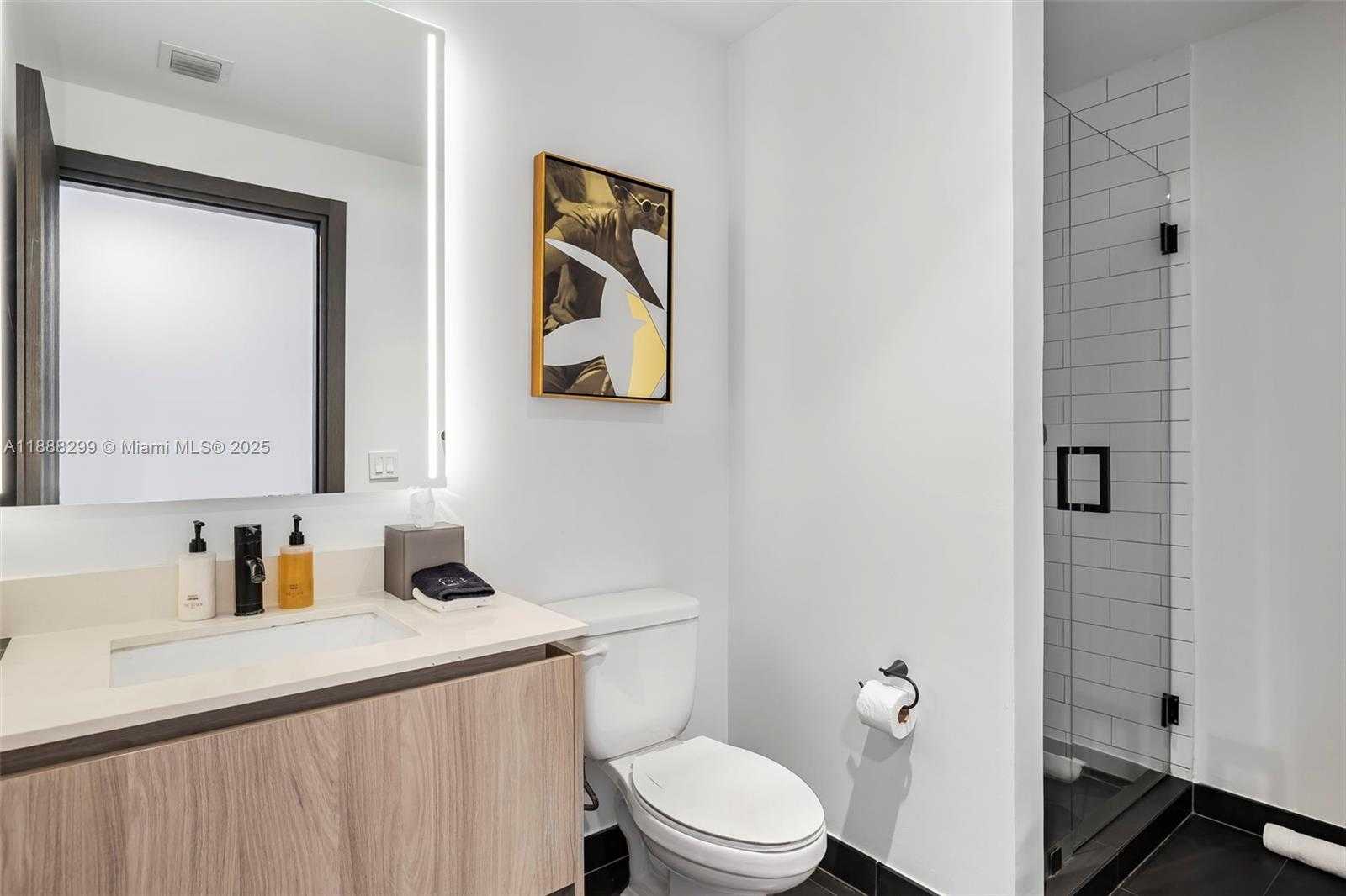 Small Image of 398 NORTH EAST 5TH ST #3415, Miami Number 8