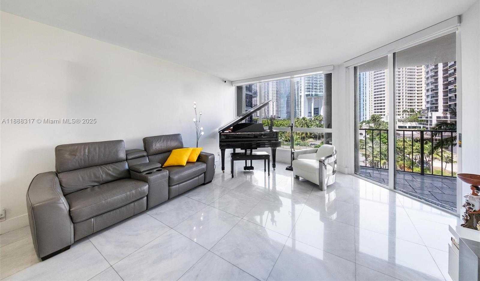 Small Image of 520 BRICKELL KEY DR #A710, Miami Number 21