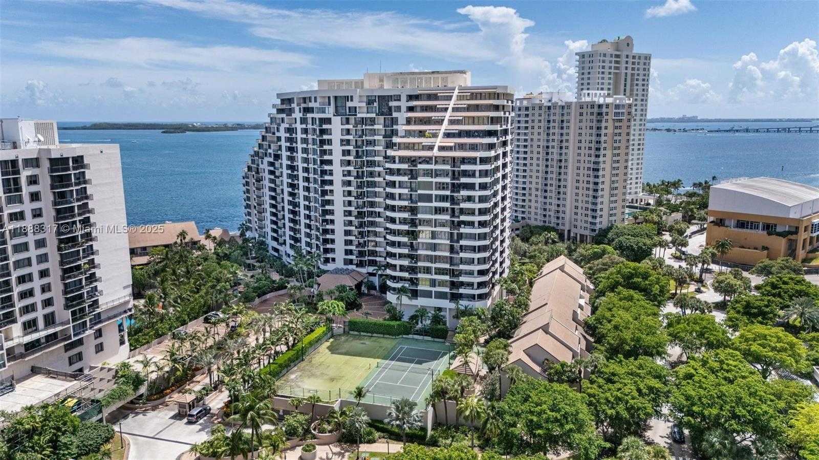 Small Image of 520 BRICKELL KEY DR #A710, Miami Number 31